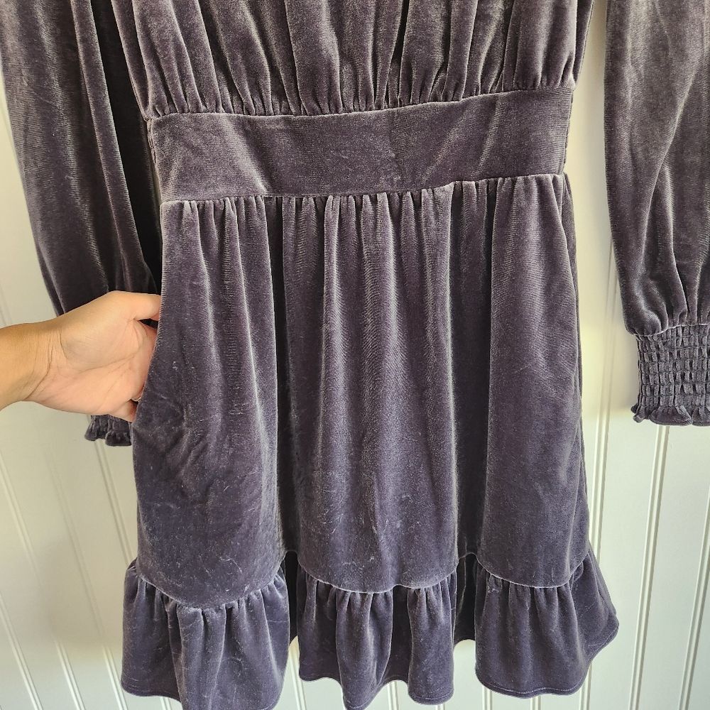 NEW EVEREVE Blue Gray 'Fiona' Velvet Ruffle Long Sleeve Mini Dress size XS - Picture 4 of 7